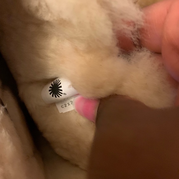 💓💓UGG - Boot Size 12-Please Read description! - Picture 7 of 8